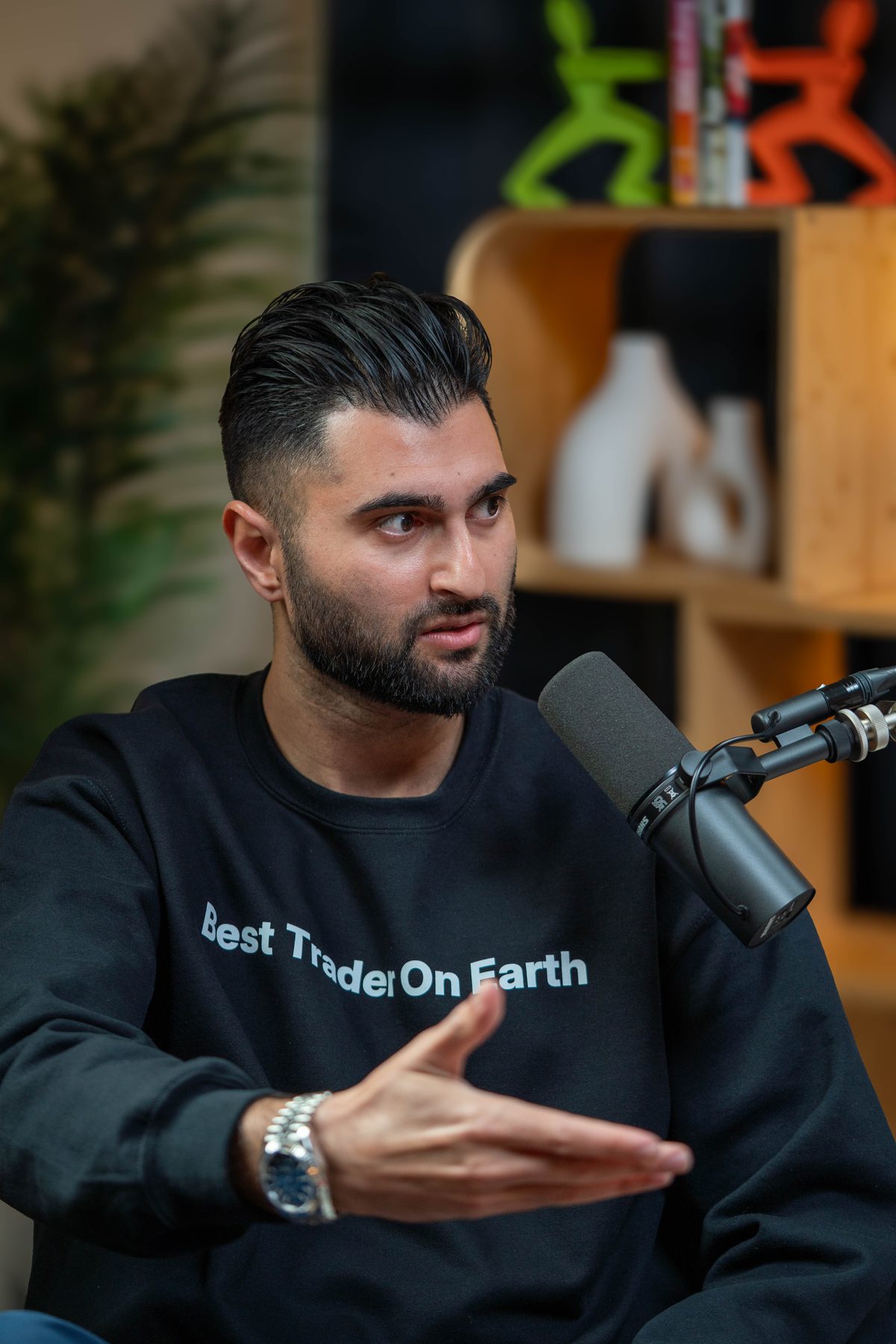 Kam Dasani on a podcast explaining his swing trading process